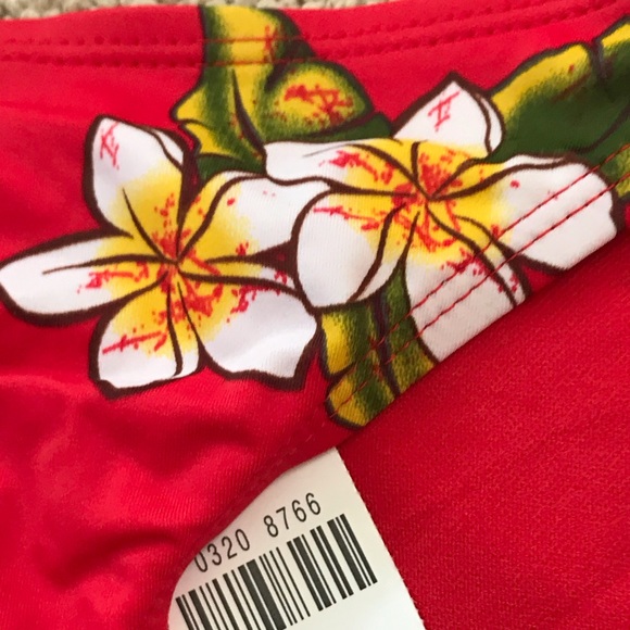 GORGEOUS NEW! ❤️RED FLORAL BIKINI BOTTOM - Picture 2 of 6